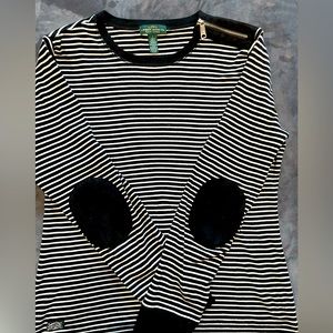 Black and white stripe